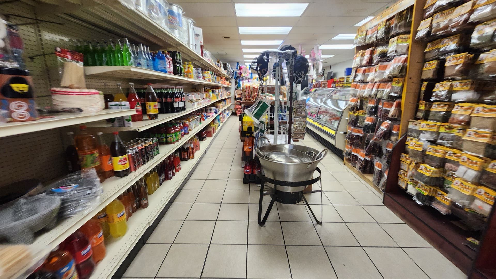 Grocery aisles inside Carniceria San Fernando
