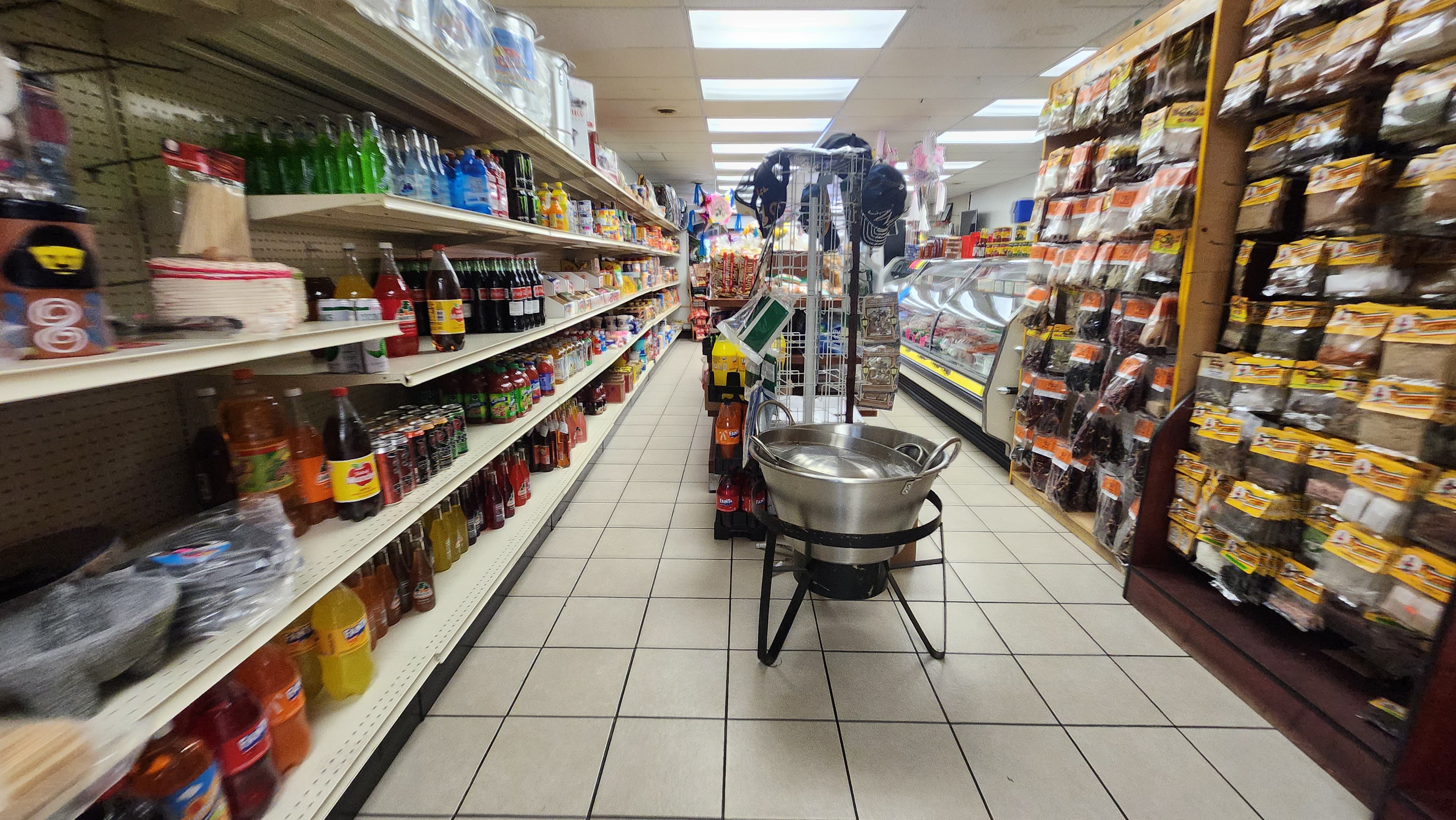 Grocery aisles inside Carniceria San Fernando